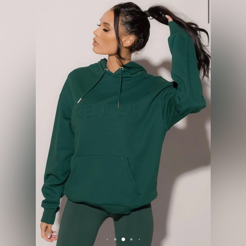 Super cute Evergreen Hoodie. S/M oversized.